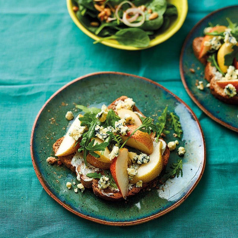 Birnentoast mit Blauschimmelkäse