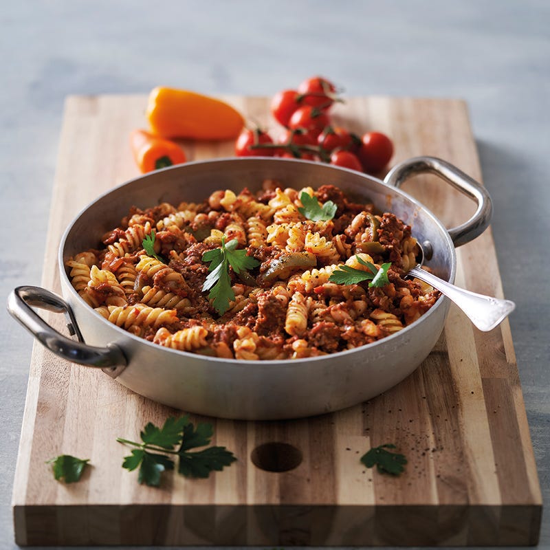 Pasta mit Bohnen-Hack-Sauce