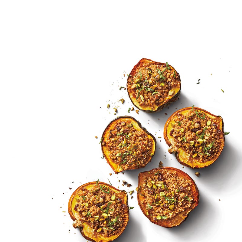 Pilav van quinoa in geroosterde pompoen