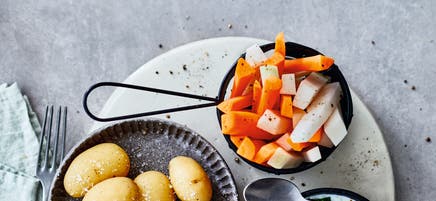 Grenailles en robe des champs et fromage blanc à la roquette