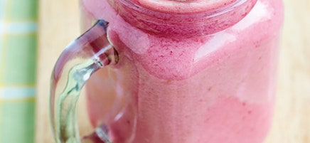 Berry & banana smoothie