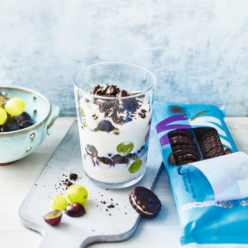 Laagjesdessert met druiven