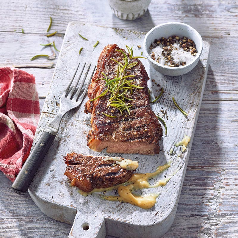 Rumpsteak mit Knoblauchöl und Dip