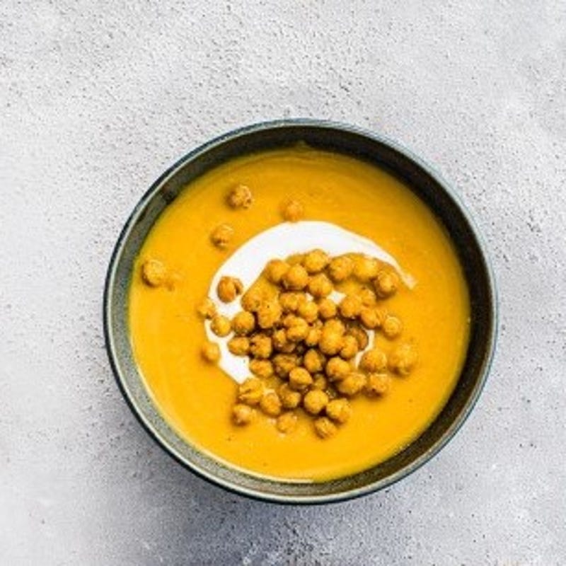 Photo de/du Soupe de carotte, navet et lentilles corail avec pois chiches croquants par WW