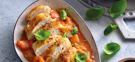 Hähnchen in frischer Tomatensauce
