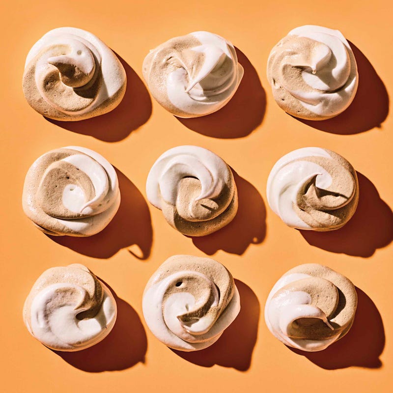 Cocoa swirl meringues