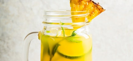 Iced pineapple margarita