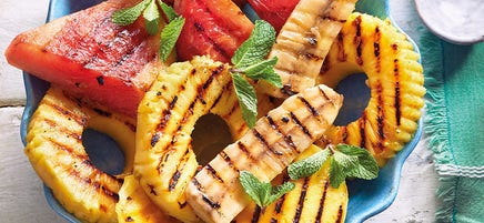 Gegrillter Obstsalat