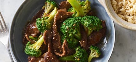 Beef and broccoli stir-fry
