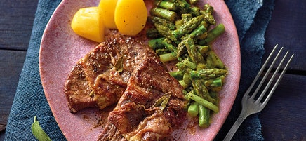 Saltimbocca met groene asperges
