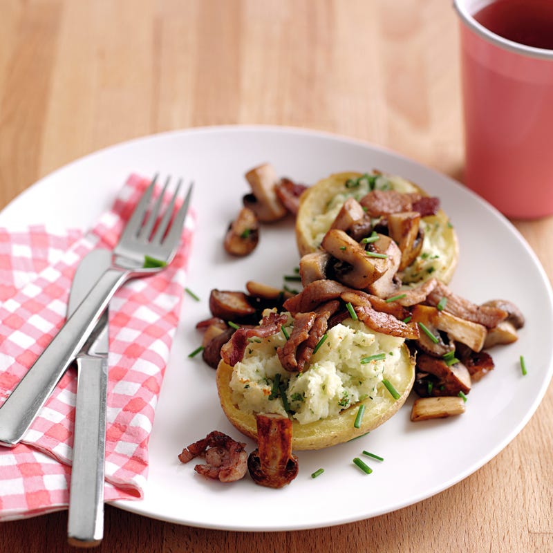 Photo de/du Pommes au four au bacon, à la crème et à la ciboulette par WW