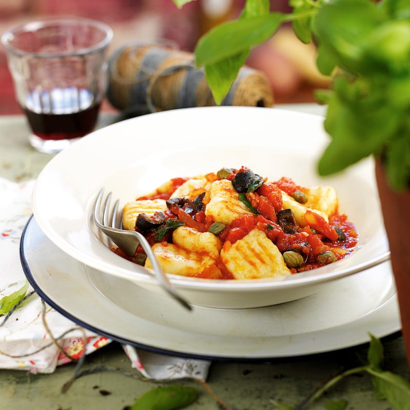Photo de/du Gnocchis de pommes de terre à la sauce tomate et aux olives par WW