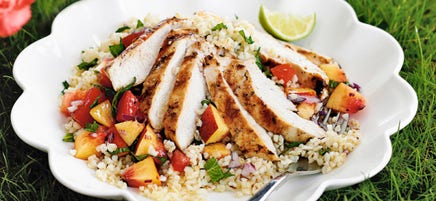 Salade de boulgour au poulet, salsa à la nectarine
