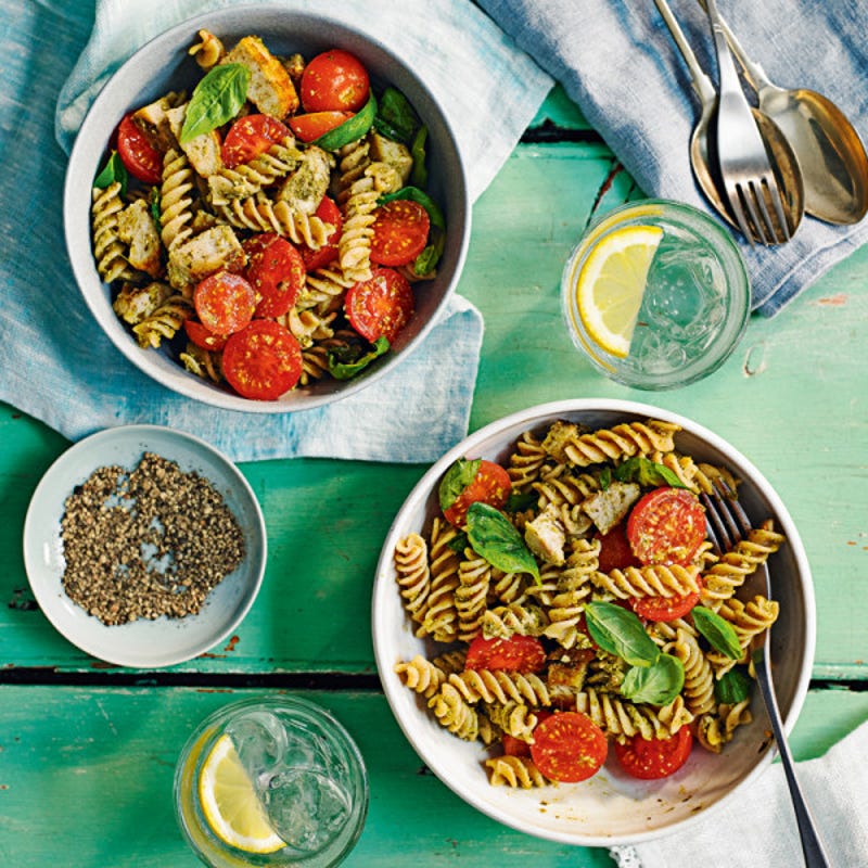Photo de/du Poulet grillé aux pâtes et au pesto par WW