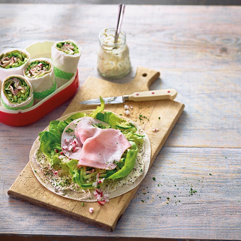 Foto van Lunchwrap met rauwkost en ham door WW