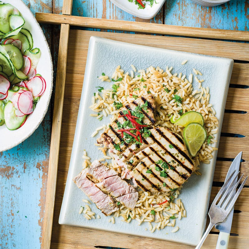 Asia-Thunfisch-Steaks mit Reis