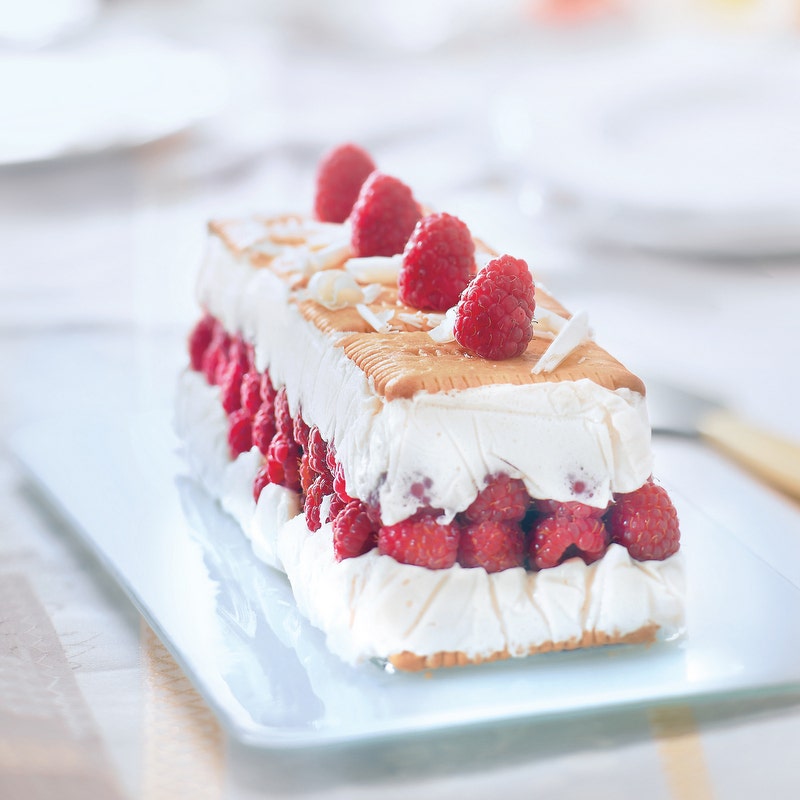 Terrine au chocolat blanc et aux framboises