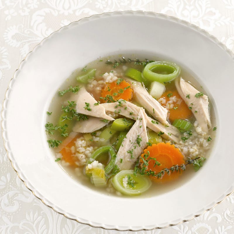 Photo de/du Poulet et légumes au bouillon par WW