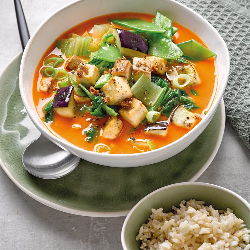 Foto van Thaise curry met gebakken tofu en rijst door WW