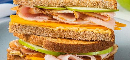 Sandwich à la dinde et à la pomme