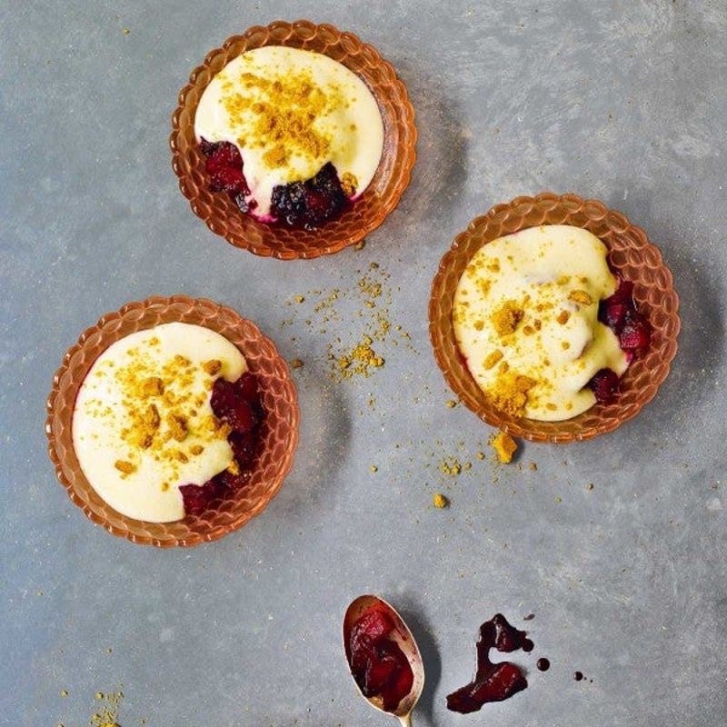 Photo de/du Compote de fruits d’automne, meringue au yaourt par WW