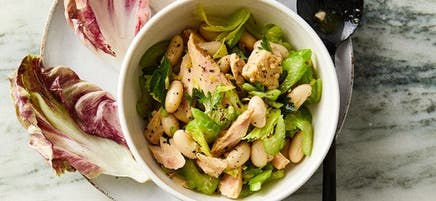 Salade de thon au céleri et aux haricots blancs
