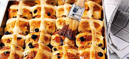 Hot cross buns