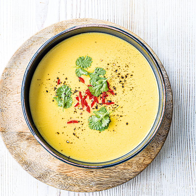 White bean and saffron soup