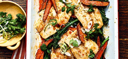Sweet chilli fish and chips tray bake