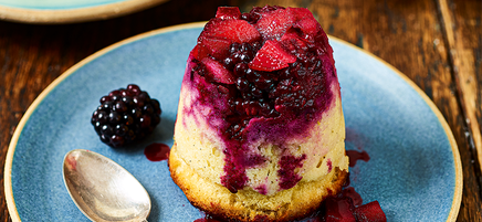 Pear and blackberry sponge puddings
