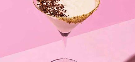 Chocolate hazelnut martini with coconut rim