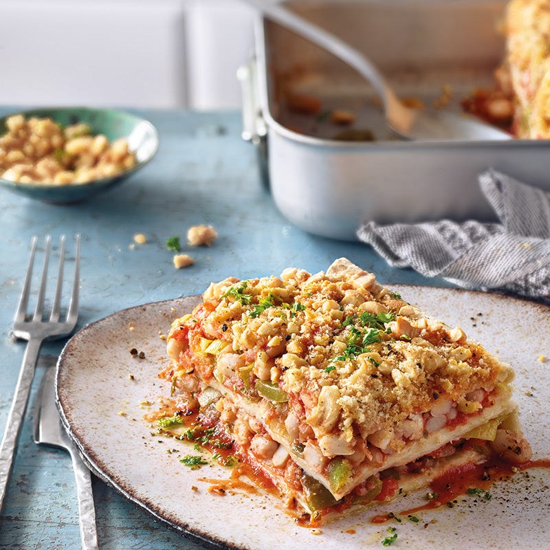 Tortilla-Bohnen-Auflauf mit Cashewtopping