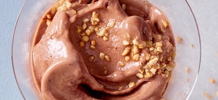 Cappuccino-Nicecream mit Krokant