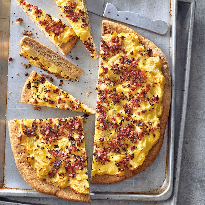 Kartoffel-Zwiebel-Kuchen mit Schinken