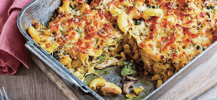 Anna's cheesy broccoli tuna pasta bake