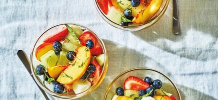 Fruit salad with limoncello