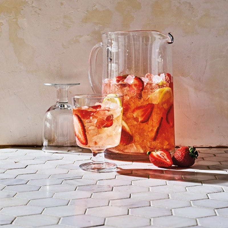 Photo de Sangria rosée à la fraise par WW
