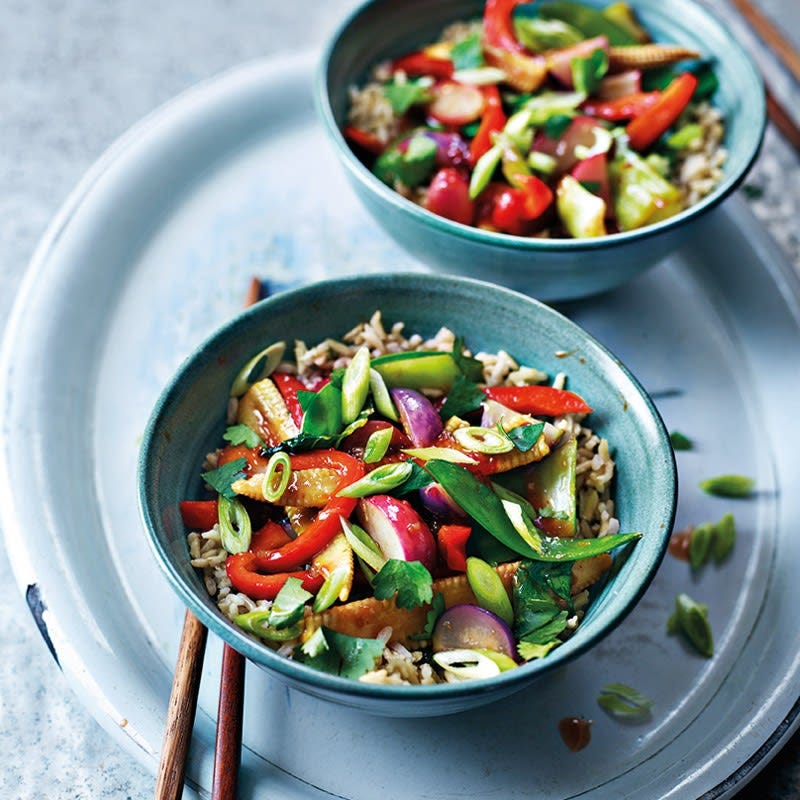 Buntes Wokgemüse mit Chili