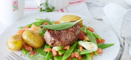 Rinderfilet mit Bärlauchsauce und Schneidebohnen