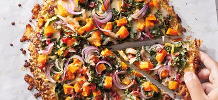 Cauliflower crust pizza with fall veggies