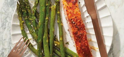 Sheet-Pan Salmon and Asparagus