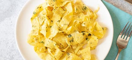 Nouilles aux œufs au pesto