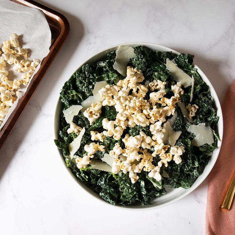 ViktVäktarna - Svartkålssallad med parmesanpopcorn