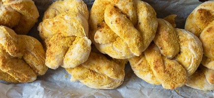 Vegan Two-Ingredient-Dough Pretzels