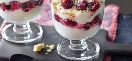 Kirschquark mit weißer Schokolade