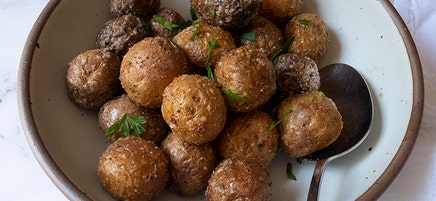 Easy air fryer garlic-Parmesan potatoes