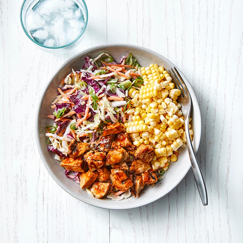 ViktVäktarna - Enkel BBQ-kyckling med coleslaw och majs