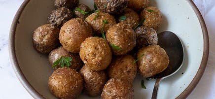 Pommes de terre à l’ail et au parmesan faciles à préparer à la friteuse à convection