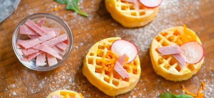 Gaufres au jambon et au fromage