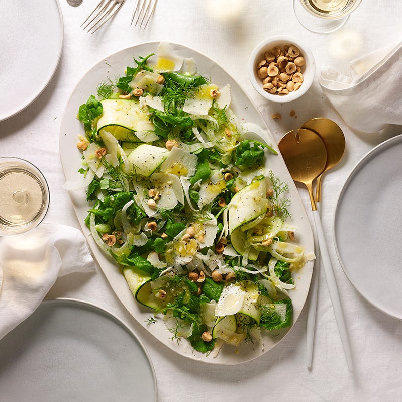 ViktVäktarna - Zucchini- och fänkålssallad med hasselnötter